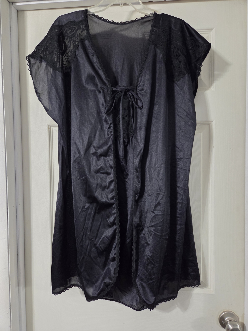 Lady Cameo Dallas Vintage Black Satin & Lace Robe Cami Lingerie Set